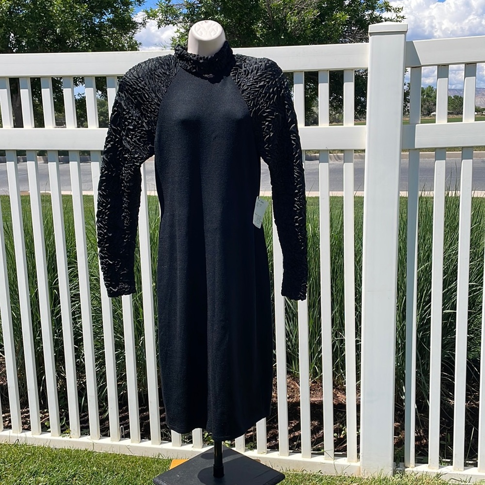 ST. John Black Knitwear Size 12 Dress NWT